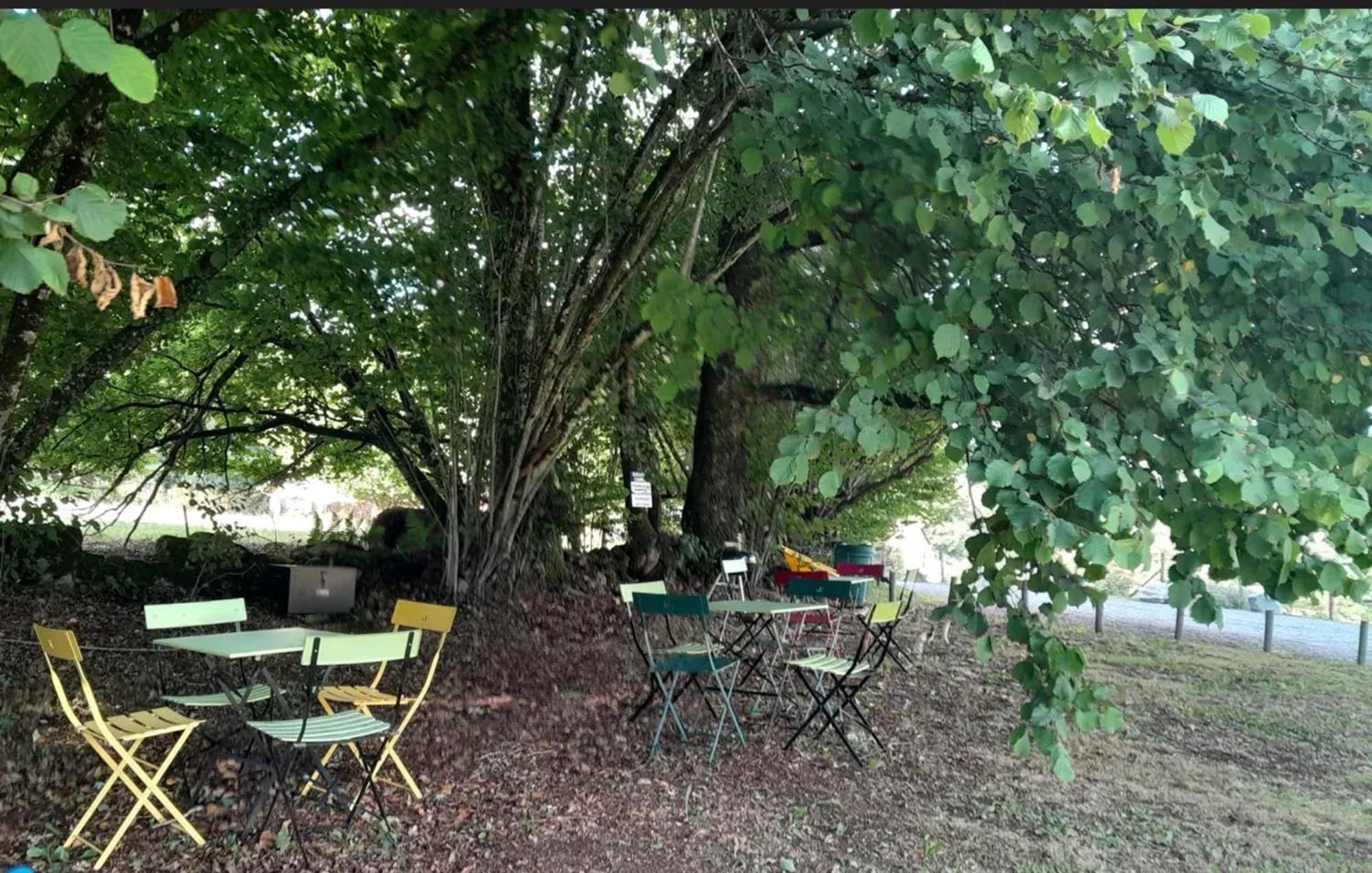 Chalet Charmant A Saint-Sylvestre Avec Terrasse Et Jardin Ambazac Eksteriør billede